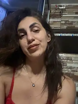 EmaSkyes online show from October 16, 6:32 pm