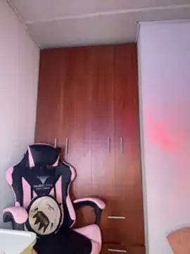 miakhalifaaa  online show from January 16, 10:06 pm