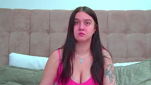 ChristinaMilton online show from February 7, 6:34 pm