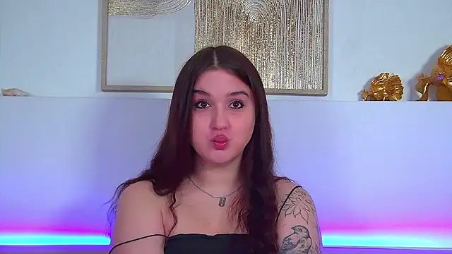 ChristinaMilton online show from March 7, 7:26 am