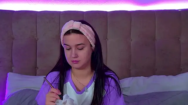 ChristinaMilton online show from November 11, 6:27 pm