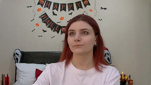 KellyStone online show from November 2, 5:44 am