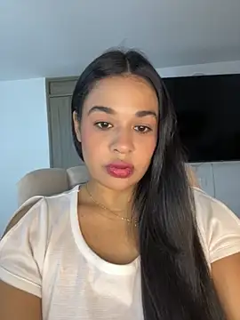 Aitana98  online show from November 21, 2:13 am