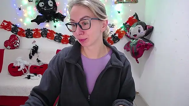 VasilisaSii online show from October 27, 6:09 am