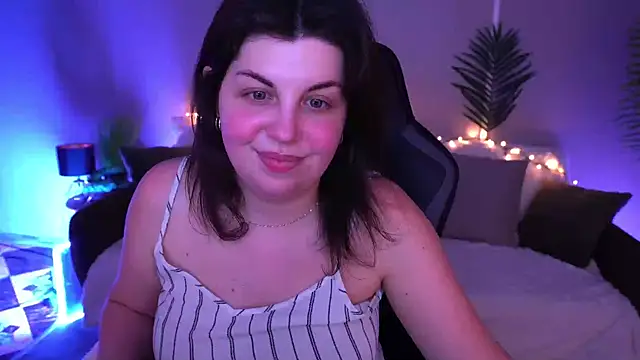 MirandaWong online show from March 25, 8:50 am