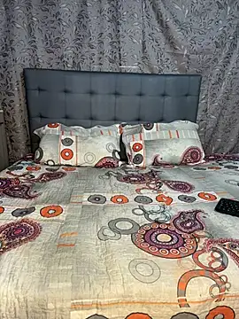 Soe Lara online show from February 11, 12:06 pm