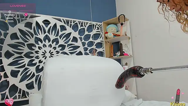 mirandha  online show from November 6, 1:39 pm