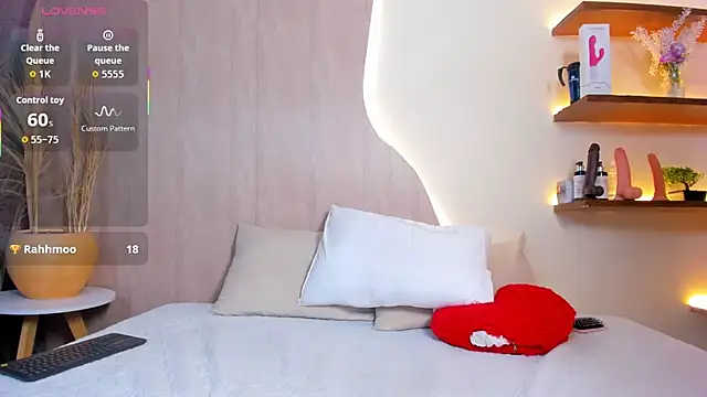 Valeria07  online show from September 23, 8:18 pm