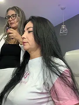 Hot beauty   online show from October 13, 12:35 am