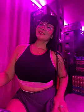 Hot beauty   online show from January 8, 4:49 am