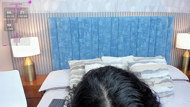 pretty sunlight  online show from October 24, 1:45 am