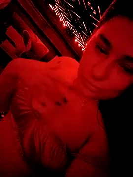 YuliannaFox online show from November 18, 11:26 pm