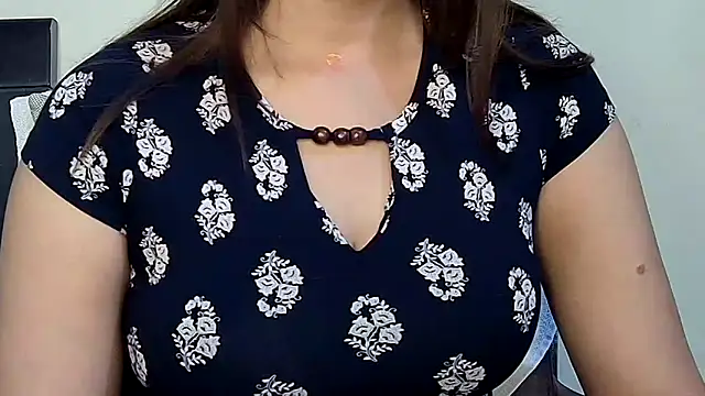 MIss-Naina online show from November 7, 10:43 am