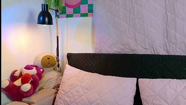 LexieandNate online show from December 15, 2:39 am