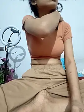 Aimeesha online show from September 15, 7:43 pm