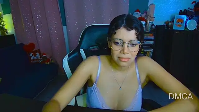 Drea Foox online show from December 22, 3:31 am