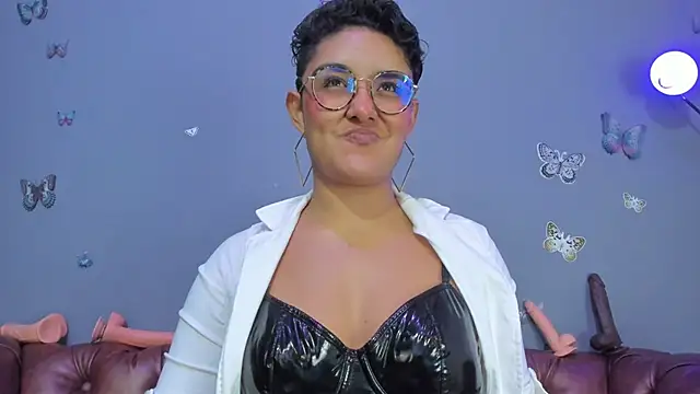 Kaira mosse online show from January 8, 11:58 am