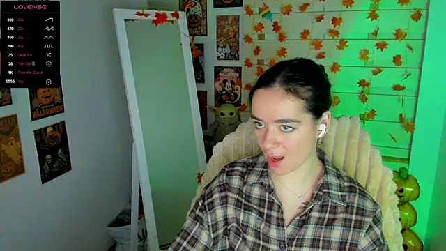 Bella XO online show from November 16, 10:59 am