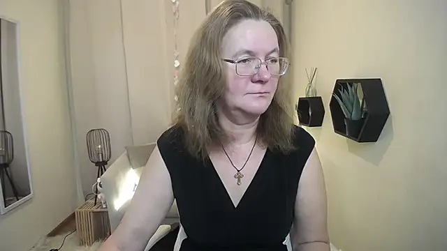 HolyMilfa online show from February 17, 1:21 pm