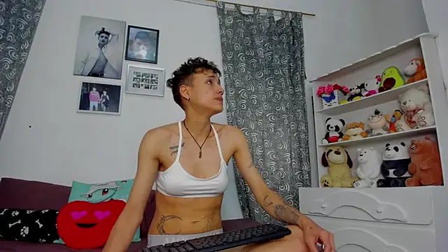 megan 100 online show from January 15, 6:36 pm