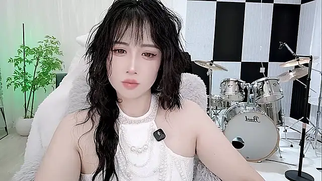 Vaness-a online show from October 14, 8:11 pm