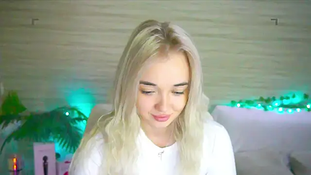 Ashley S online show from September 25, 10:51 pm