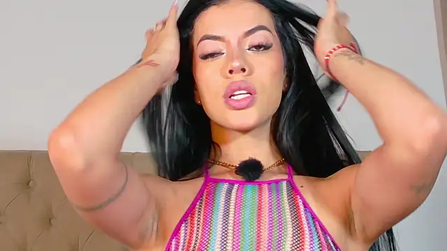 GeorginaHills online show from January 16, 11:34 pm