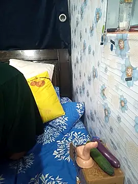 tina8th online show from December 3, 6:21 pm