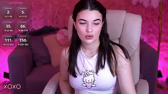 YourLolaBunny online show from January 10, 7:24 am