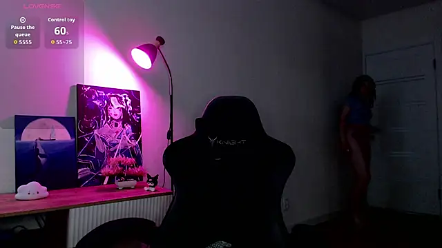 Snapshot of Princess_Shy___ chatting on September 23, 2:04 pm Princess Shy    online show from September 23, 2:04 pm