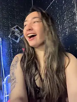 Sophie LS online show from October 18, 2:20 pm