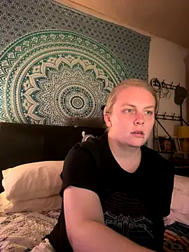 VixenMistressAli online show from October 10, 8:03 pm