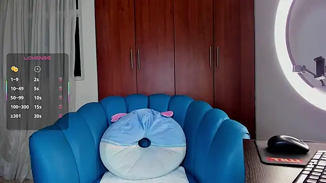 Julie Markk online show from September 13, 8:17 pm