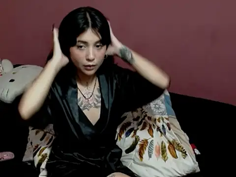 Avoa 26 online show from September 18, 4:00 am