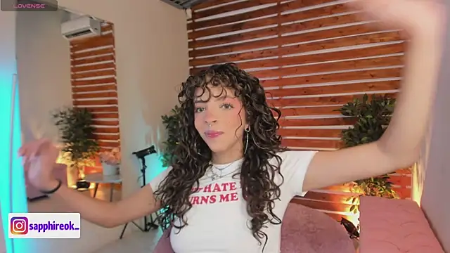 Sapphire Venuss online show from January 8, 2:04 am