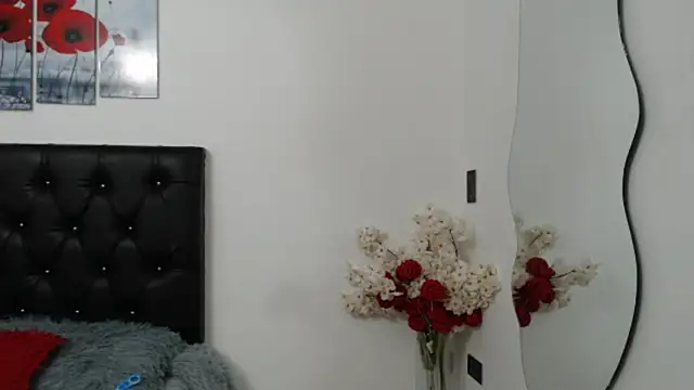 lily f00x online show from November 27, 12:41 pm