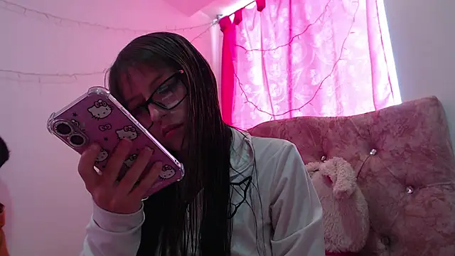 Aurora blossom   online show from February 4, 6:44 pm