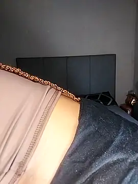 ThickPearlx23 online show from March 1, 8:25 am