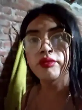 yovana13 online show from November 21, 12:12 am