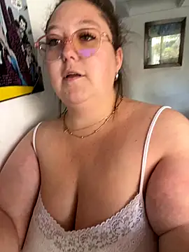 Chloee Peach online show from September 26, 5:10 pm