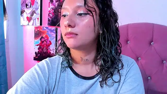 Mila nixon02 online show from March 1, 5:01 pm