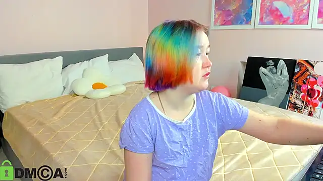 Sara Robinson online show from December 19, 2:48 am