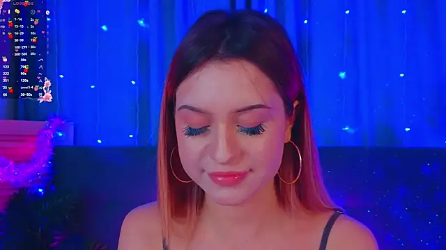 AlinaWalters online show from December 13, 8:37 pm