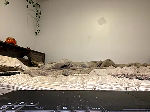 Kittyymaze1 online show from October 2, 12:10 pm