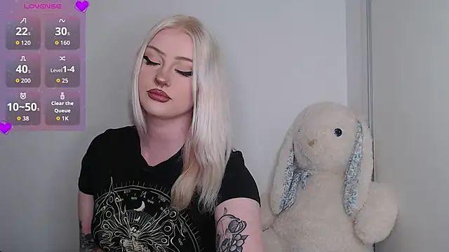 chloe levine online show from September 20, 1:27 am