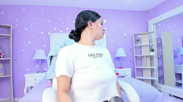 scarlette 15  online show from December 3, 3:09 am