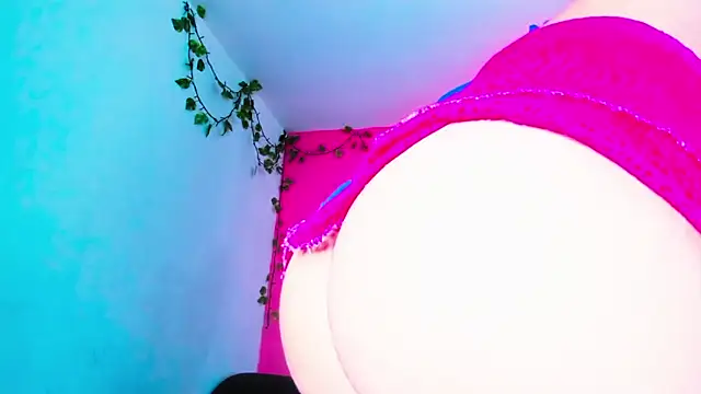 ZachaTompson online show from February 17, 9:03 pm