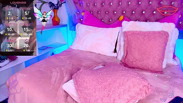 EmmaWilder online show from November 7, 9:42 pm