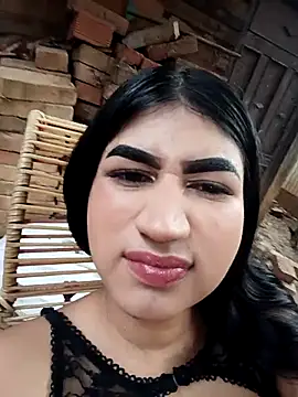 Julix A online show from February 9, 9:06 pm