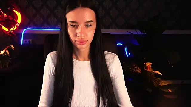 Snow WhiteeeX online show from September 12, 6:03 am